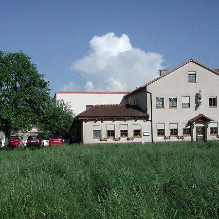 Gaestehaus Stephanie Ilbesheim Экстерьер фото